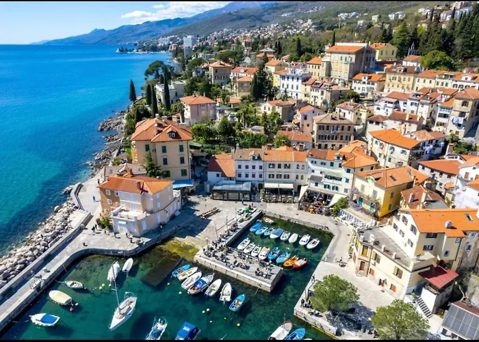 Pm Volosko Seaside *